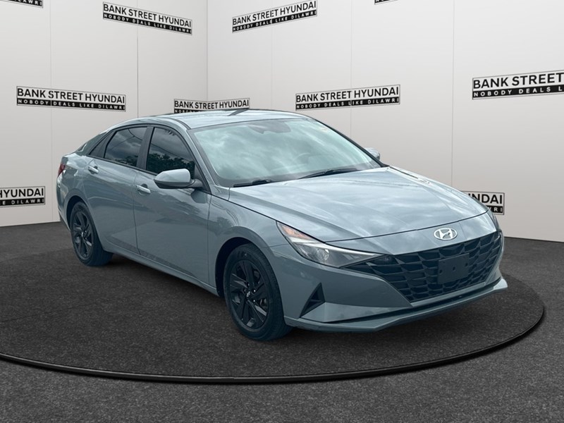 2022 Hyundai Elantra HEV Preferred DCT
