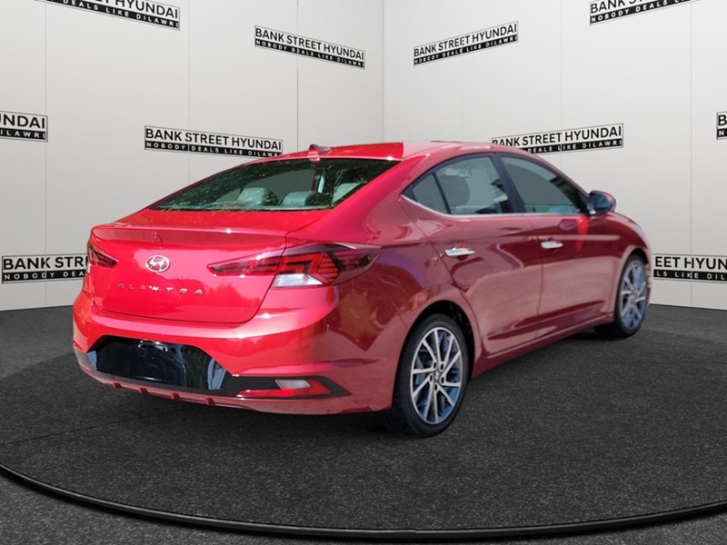2019 Hyundai Elantra Luxury Auto