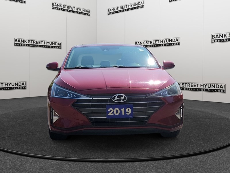 2019 Hyundai Elantra Luxury Auto