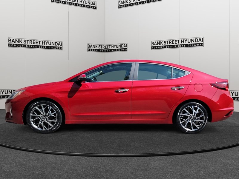 2019 Hyundai Elantra Luxury Auto