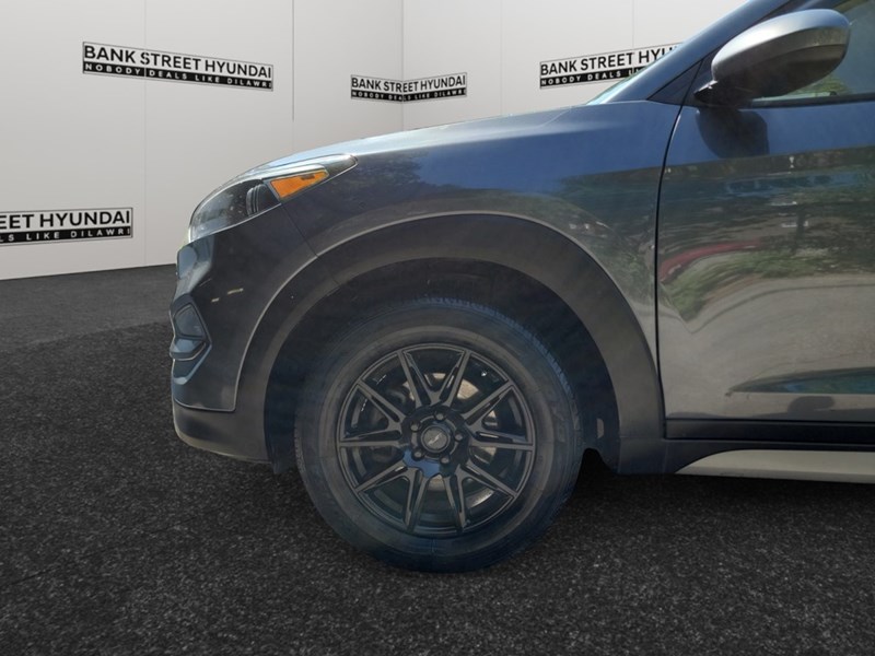2017 Hyundai Tucson FWD 4dr 2.0L
