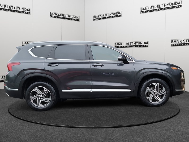 2022 Hyundai Santa Fe Preferred AWD w/Trend Package