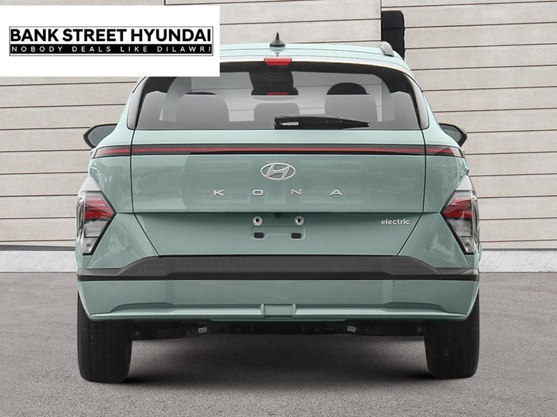 2025 Hyundai Kona Electric Preferred FWD