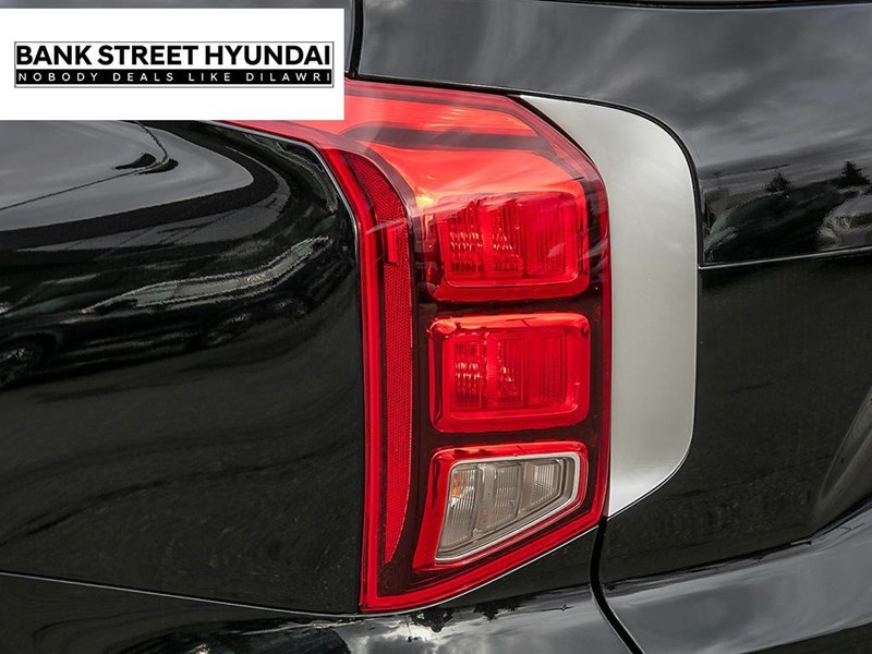 2025 Hyundai Palisade Urban 7-Passenger AWD