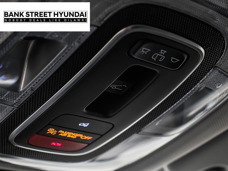 2025 Hyundai Kona Electric Preferred FWD w/Ultimate Package