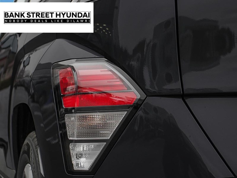 2025 Hyundai Kona Electric Preferred FWD w/Ultimate Package Green Interior
