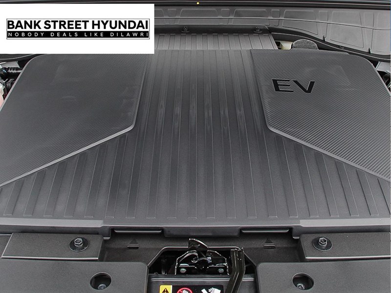 2025 Hyundai Kona Electric Preferred FWD