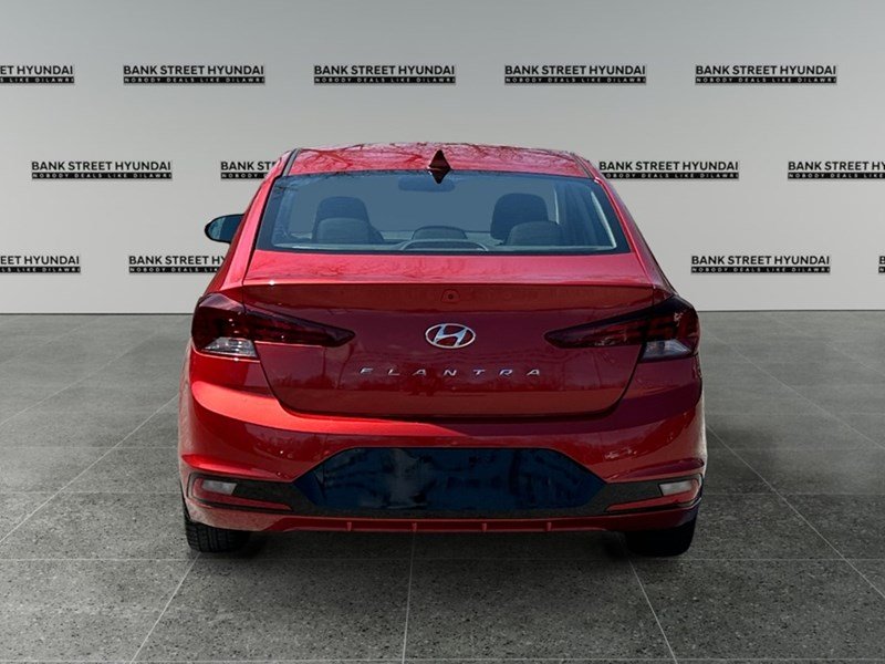 2020 Hyundai Elantra Preferred IVT