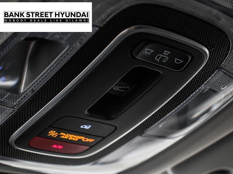 2025 Hyundai Kona Electric Preferred FWD w/Ultimate Package