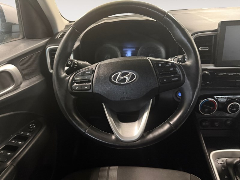 2021 Hyundai Venue Trend IVT