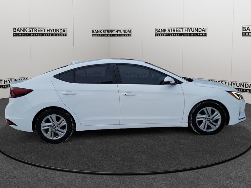 2020 Hyundai Elantra Preferred w/Sun & Safety Package IVT