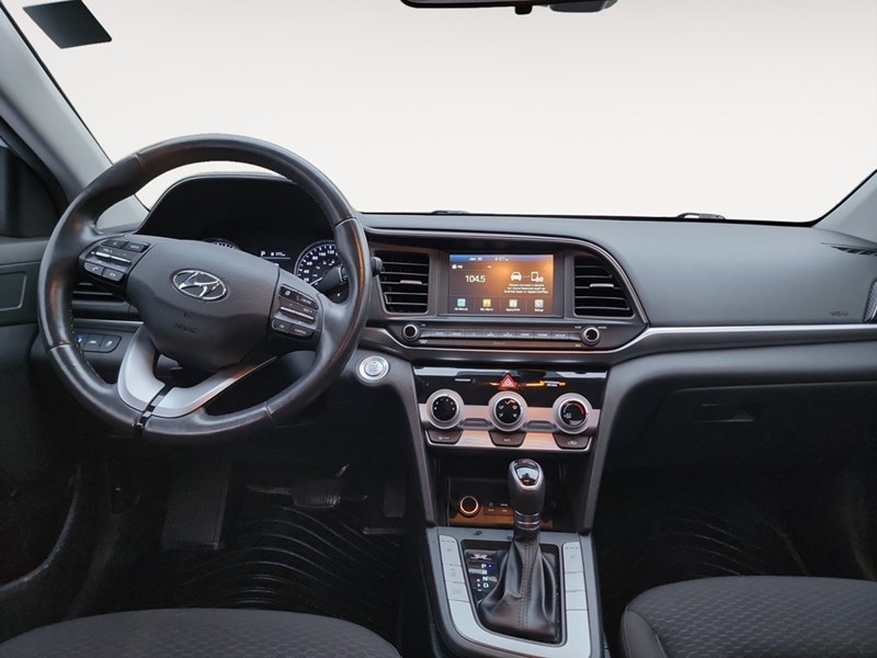 2020 Hyundai Elantra Preferred w/Sun & Safety Package IVT