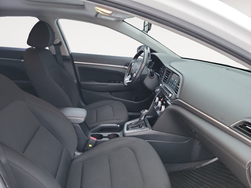 2020 Hyundai Elantra Preferred w/Sun & Safety Package IVT