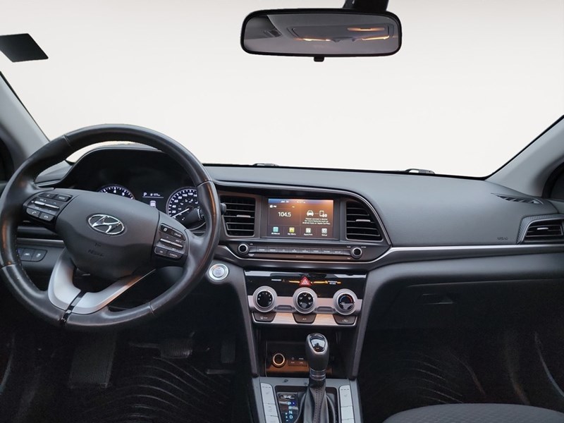 2020 Hyundai Elantra Preferred w/Sun & Safety Package IVT