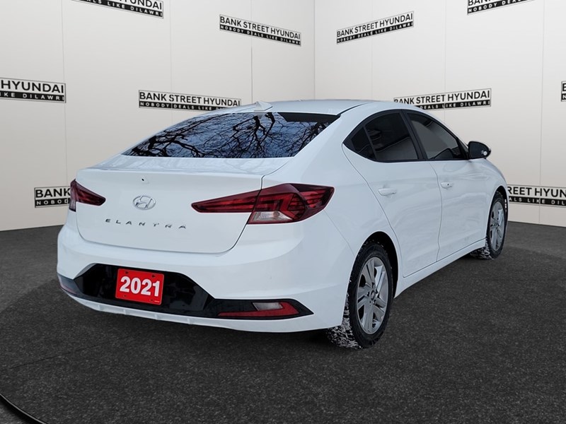 2020 Hyundai Elantra Preferred w/Sun & Safety Package IVT