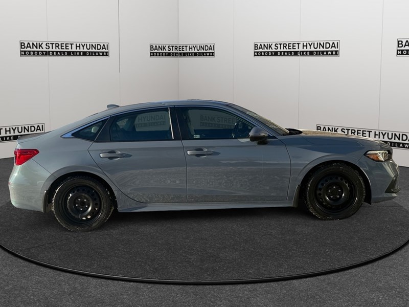 2022 Honda Civic Touring CVT