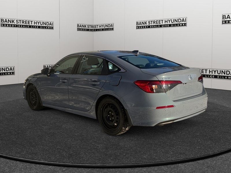 2022 Honda Civic Touring CVT