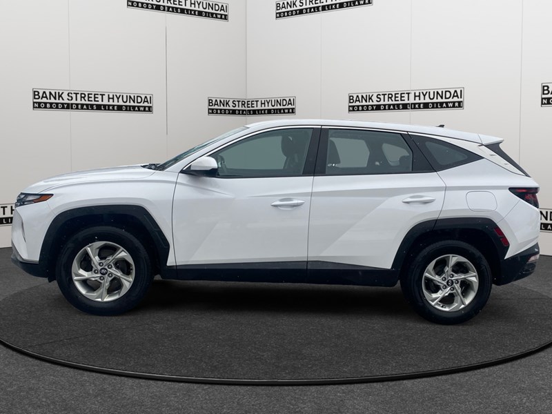 2022 Hyundai Tucson Essential AWD