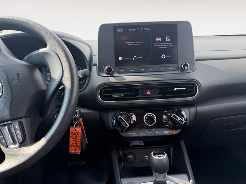 2023 Hyundai Kona 2.0L Essential FWD