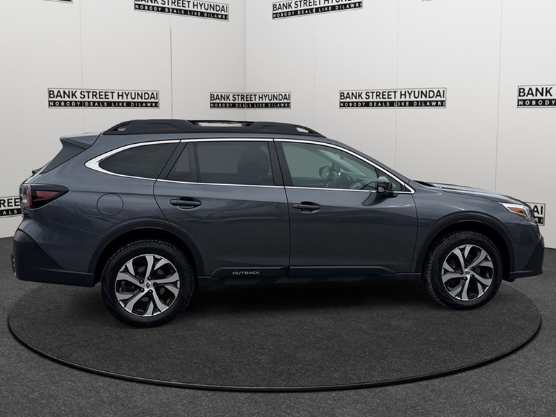 2022 Subaru Outback Limited CVT