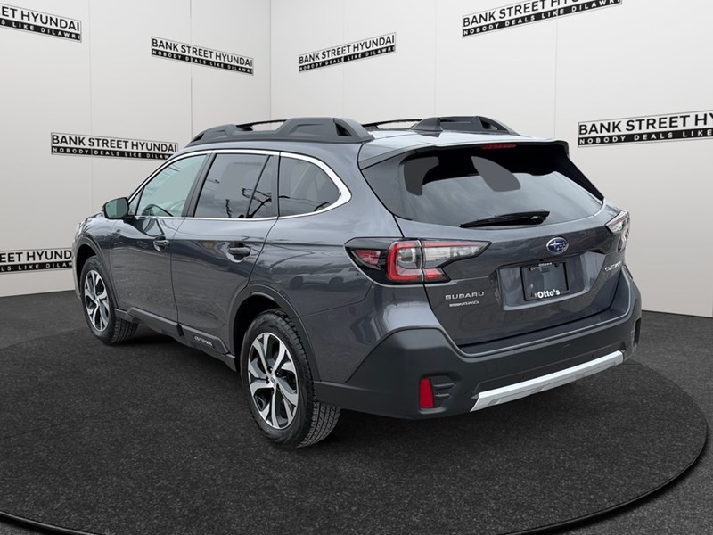 2022 Subaru Outback Limited CVT