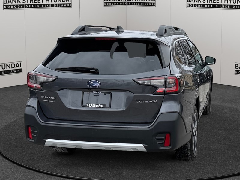2022 Subaru Outback Limited CVT