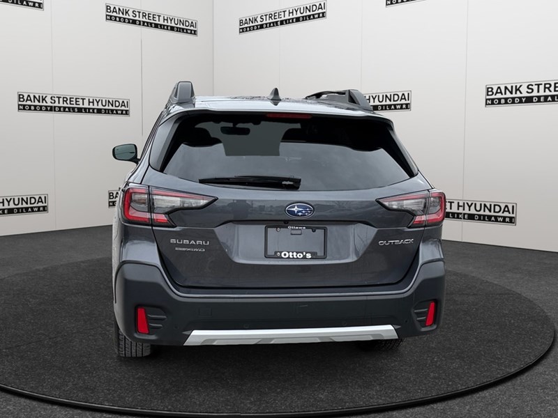 2022 Subaru Outback Limited CVT