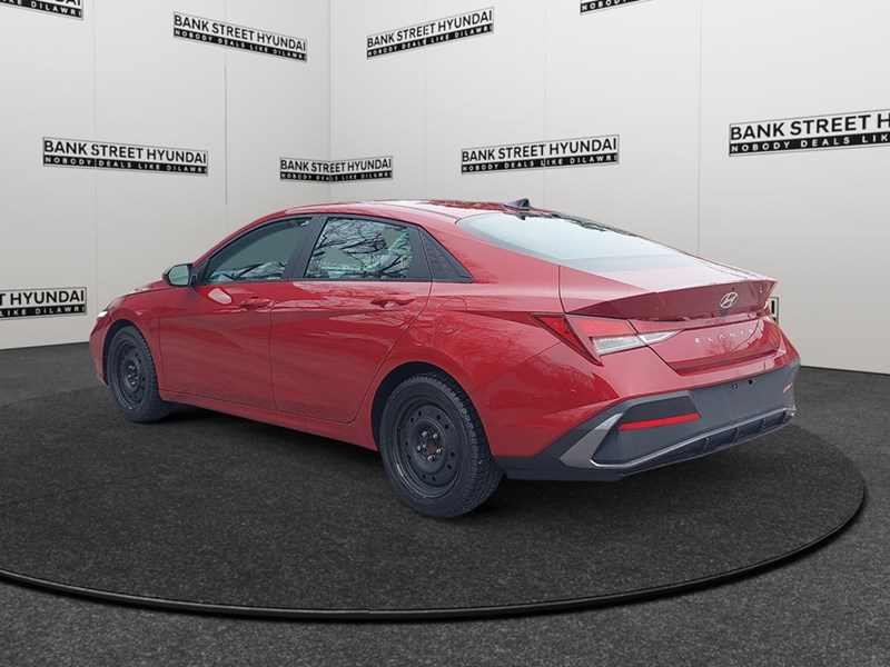 2024 Hyundai Elantra Preferred IVT w/Tech Pkg