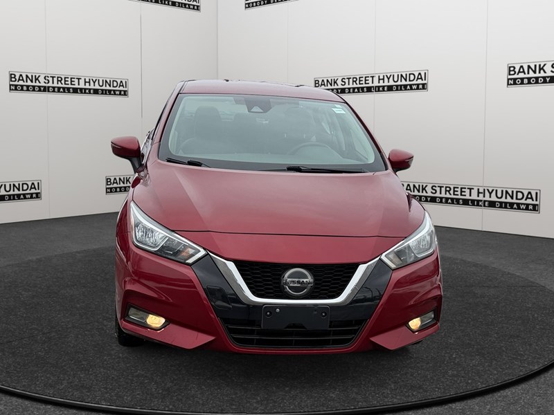 2021 Nissan Versa SV CVT