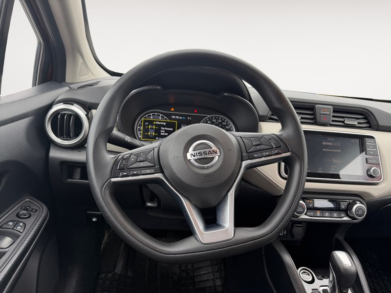 2021 Nissan Versa SV CVT