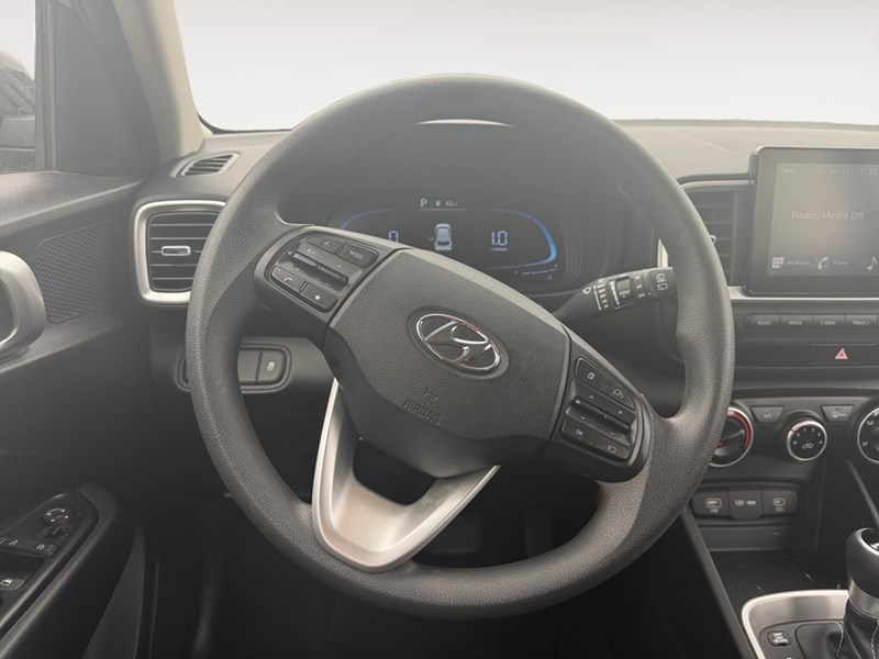 2023 Hyundai Venue Essential IVT