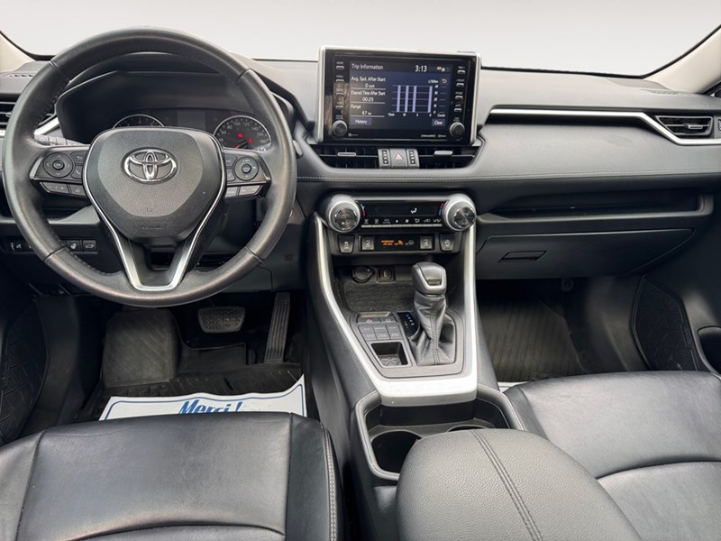 2021 Toyota RAV4 XLE AWD
