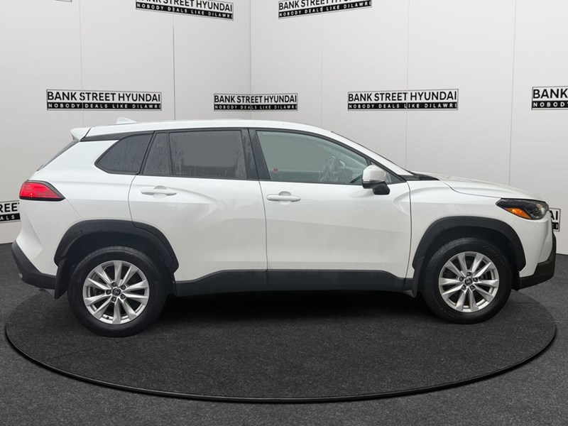2022 Toyota Corolla Cross LE AWD