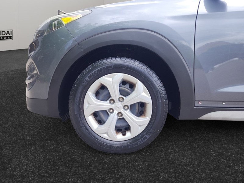 2017 Hyundai Tucson FWD 4dr 2.0L