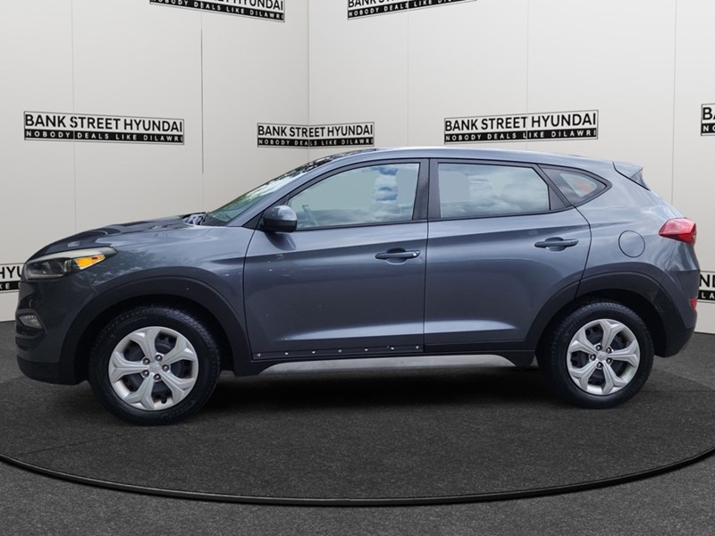 2017 Hyundai Tucson FWD 4dr 2.0L