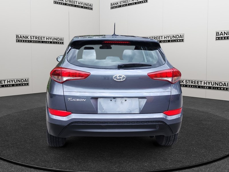 2017 Hyundai Tucson FWD 4dr 2.0L