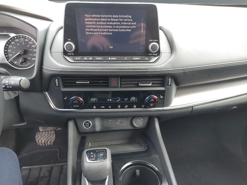 2023 Nissan Rogue AWD SV Midnight Edition