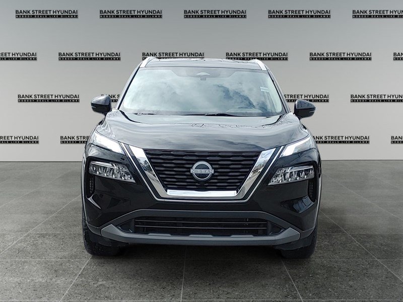 2023 Nissan Rogue AWD SV Midnight Edition