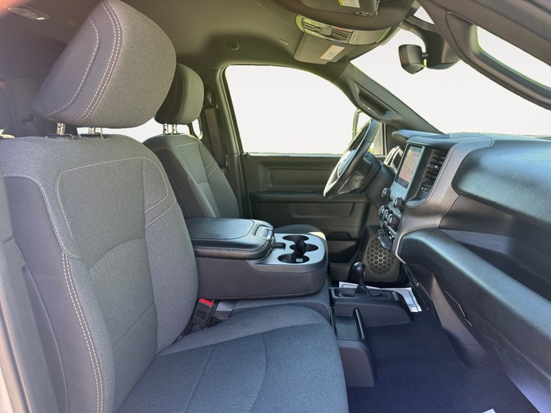 2024 RAM 2500 Tradesman 4x4 Crew Cab 8' Box