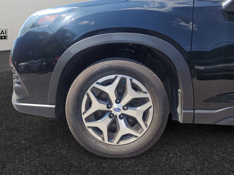 2023 Subaru Forester Touring CVT