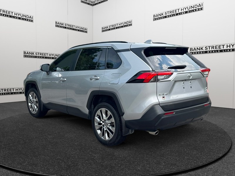 2023 Toyota RAV4 XLE AWD