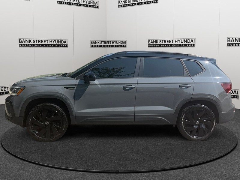 2024 Volkswagen Taos Comfortline Black Edition 4MOTION