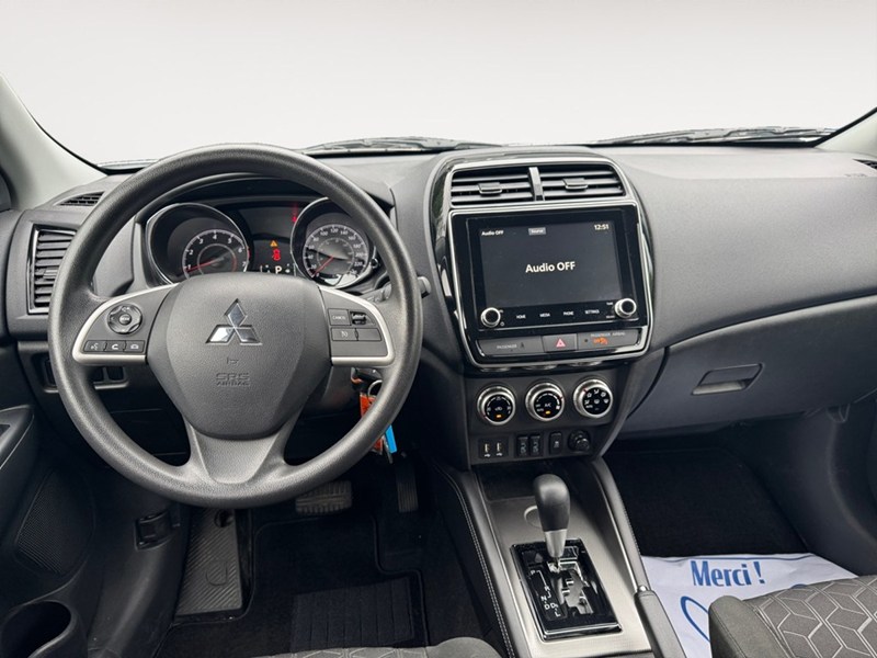 2024 Mitsubishi RVR ES FWD