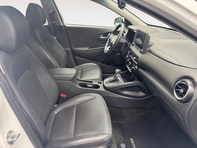 2022 Hyundai Kona 2.0L Preferred AWD w/Sun & Leather Package