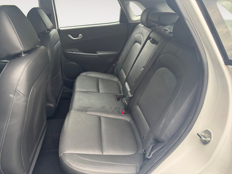 2022 Hyundai Kona 2.0L Preferred AWD w/Sun & Leather Package