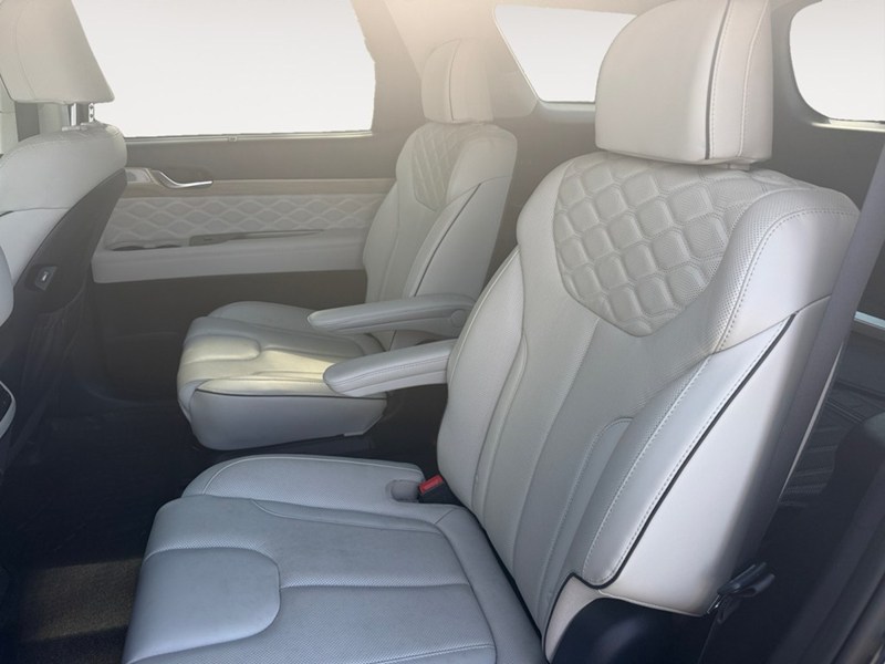 2021 Hyundai Palisade Ultimate Calligraphy 7-Passenger AWD