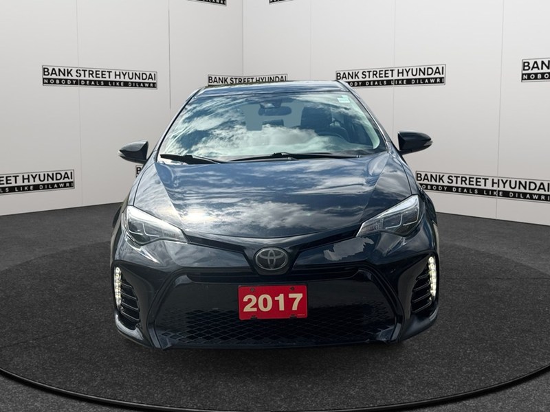 2017 Toyota Corolla SE (CVT)