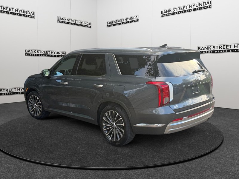 2023 Hyundai Palisade Ultimate Calligraphy 7-Passenger AWD