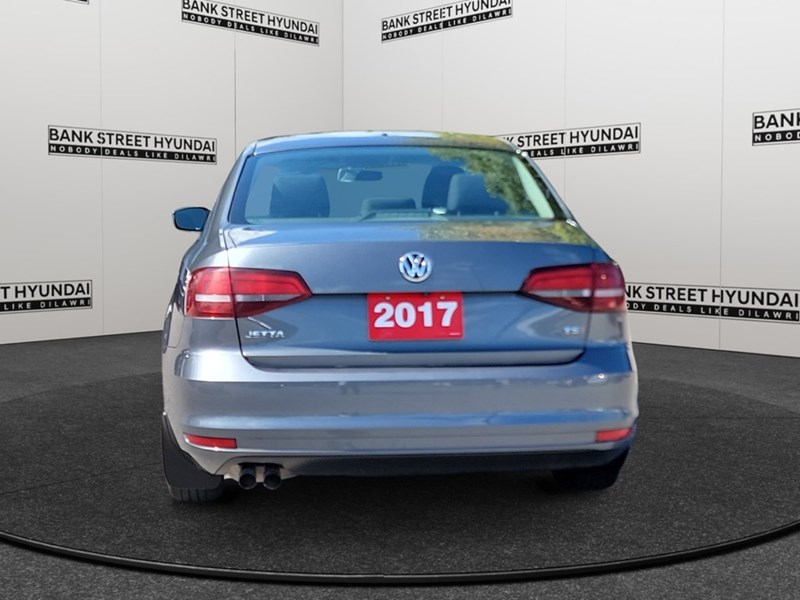 2017 Volkswagen Jetta 4dr 1.4 TSI Auto Trendline+