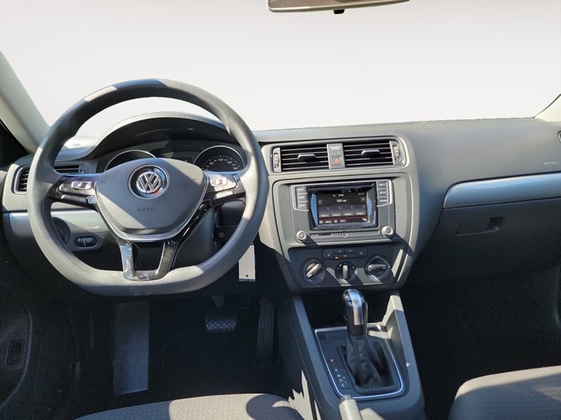 2017 Volkswagen Jetta 4dr 1.4 TSI Auto Trendline+